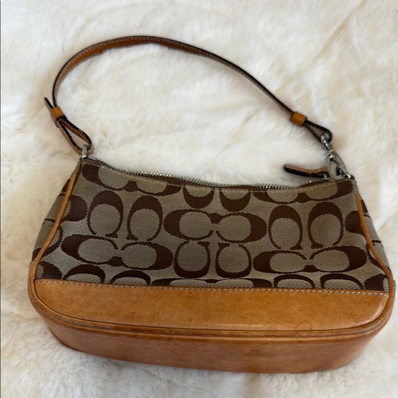 Coach Brown and Tan Shoulder Bag - Picture 3 of 6